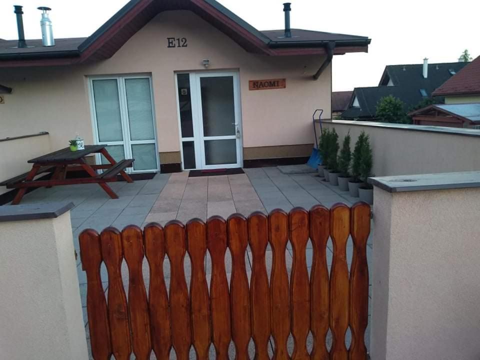 Apartman Naomi E12 Nová Lesná Exteriör bild